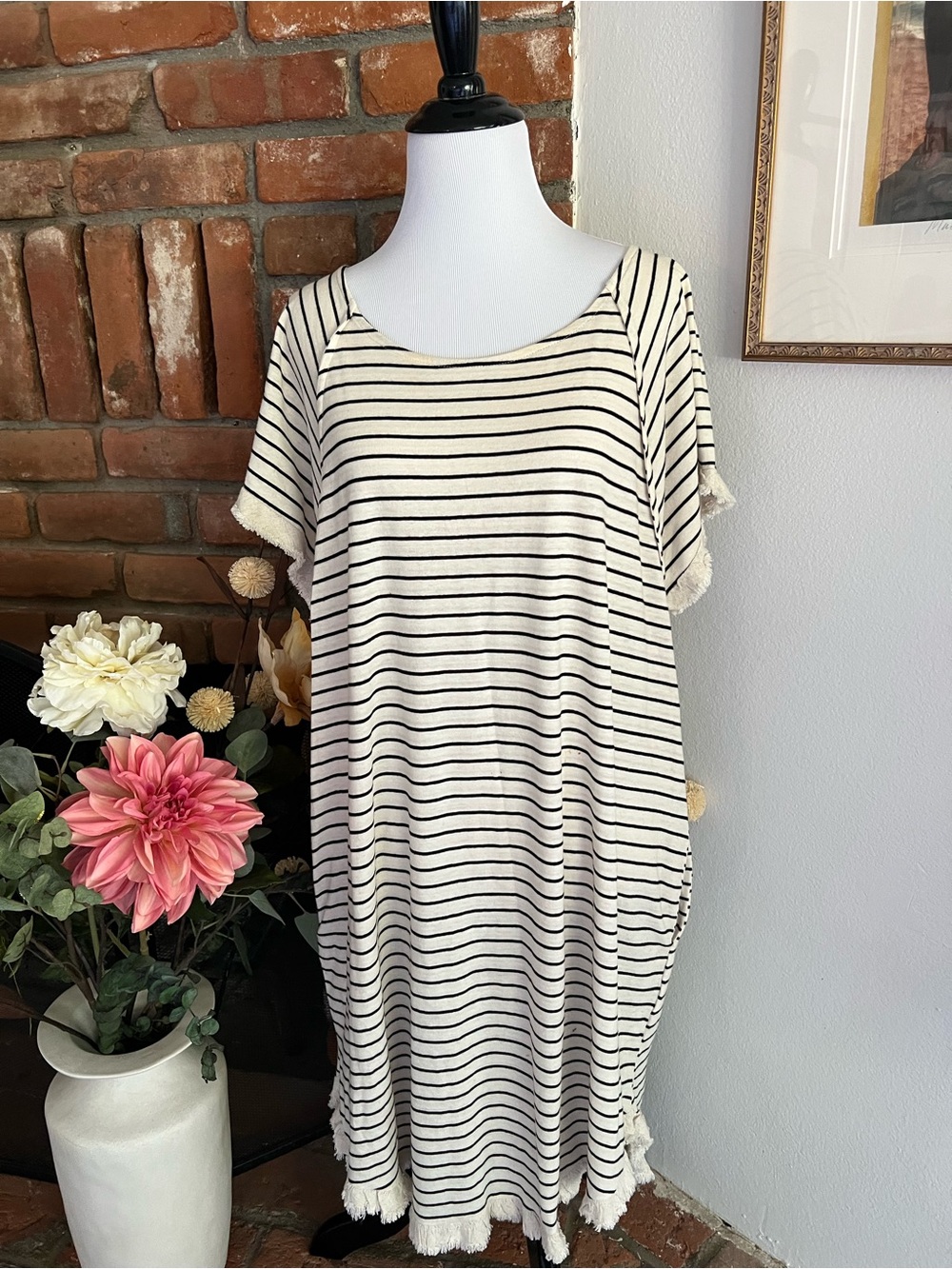Umgee Black and Cream Striped Short Sleeve Top